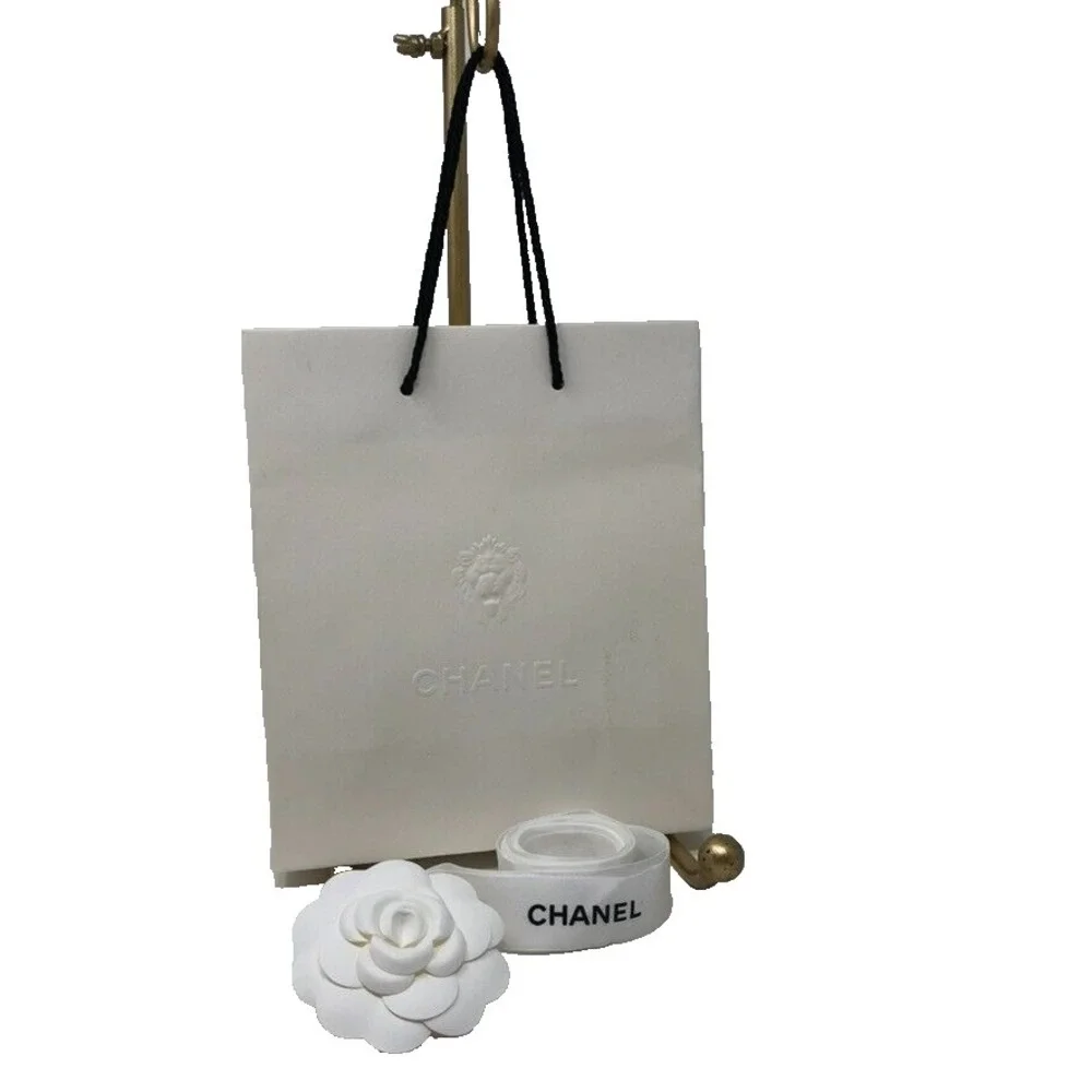 Authentic Chanel Gift Bag‎ Shopping Small White Ribbon Flower Travel Storage